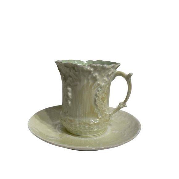 Vintage Aynsley Bone China Teacup And Saucer Light Yellow With Touch Of Green. - Picture 1 of 15